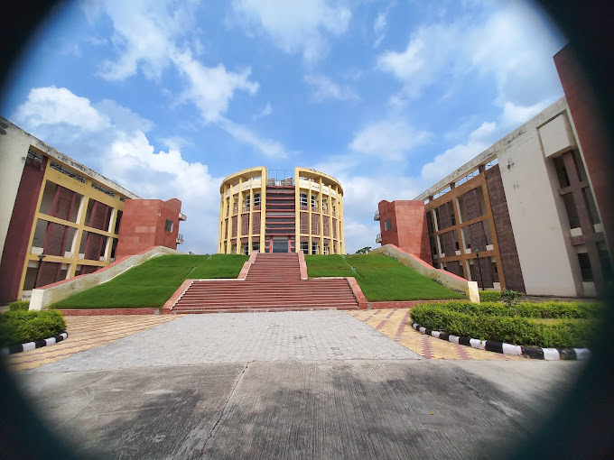 JK Lakshmipat University - JKLU, Jaipur, Rajasthan: About Us, Courses, Eligibility, Fees, Admission, Ranking, Syllabus, Placement 2024