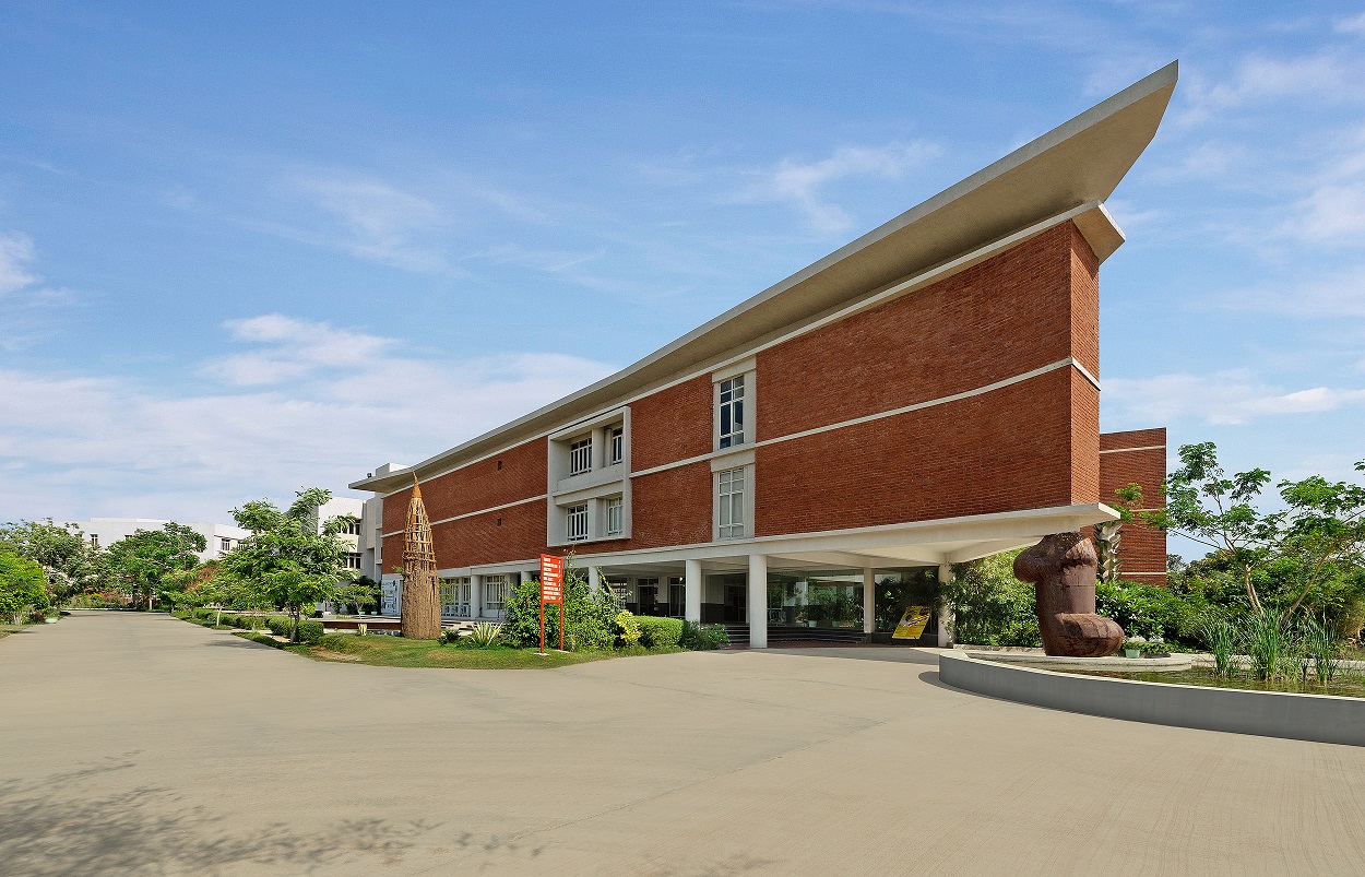 ITM (SLS) Baroda University - IMTBU, Vadodara, Gujarat: About Us, Courses, Eligibility, Fees, Admission, Ranking, Syllabus, Placement 2024