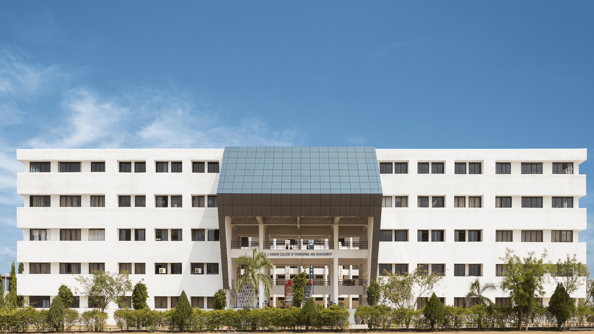 Ph.D. From G.H.Raisoni University Maharashtra : Introduction, Fee Structure, Admission Process, Documents, Syllabus, Research Methodology, University Highlights, Scholarship, FAQs